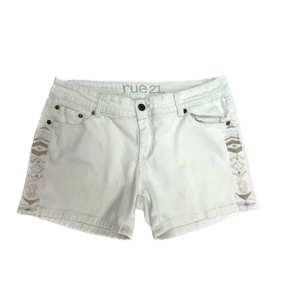 Rue 21 Side Embroidered Geometric Women's size 11‎ White Denim jean Shorts
